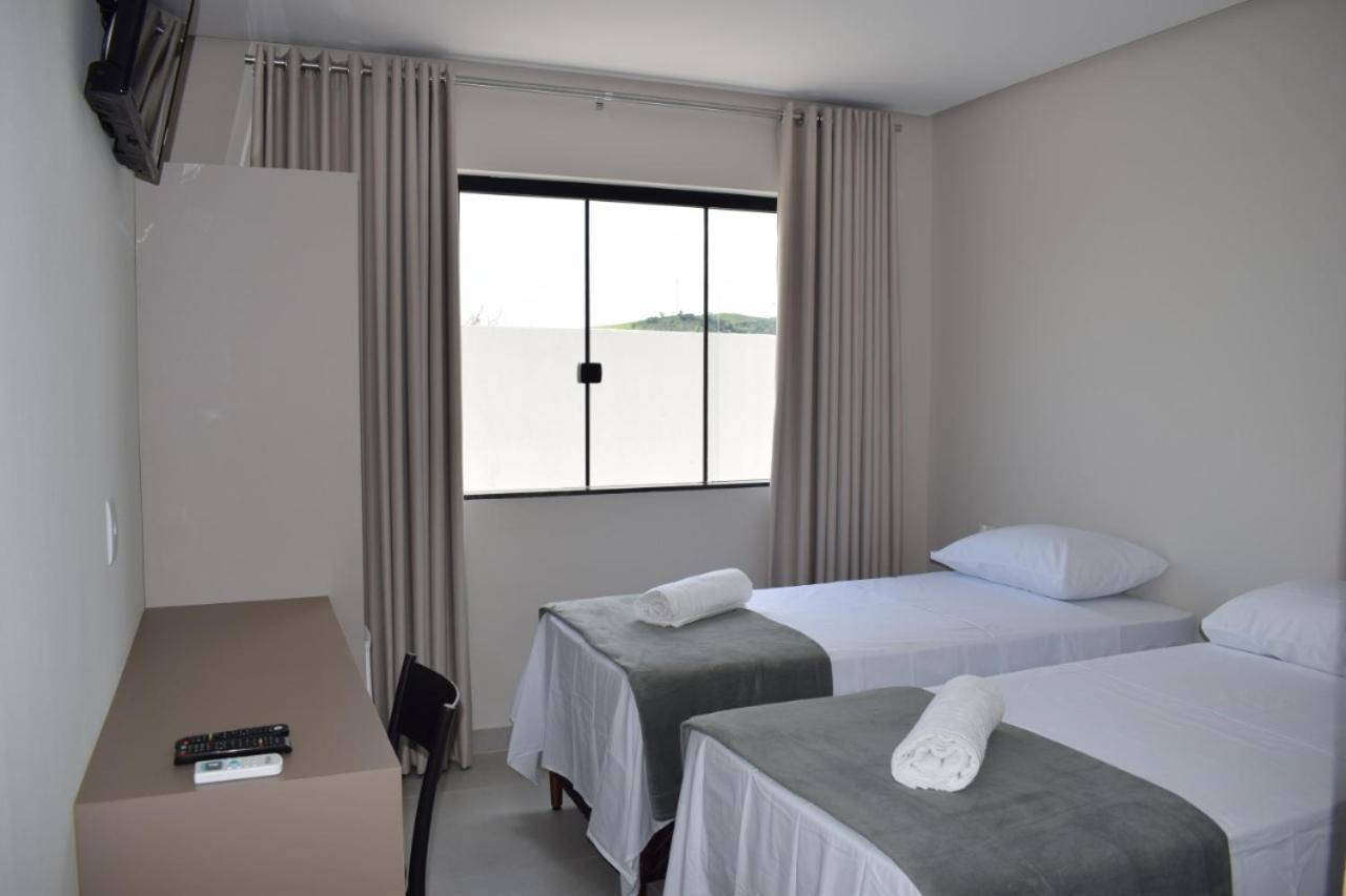 Twin Room,1593830883:JPEG